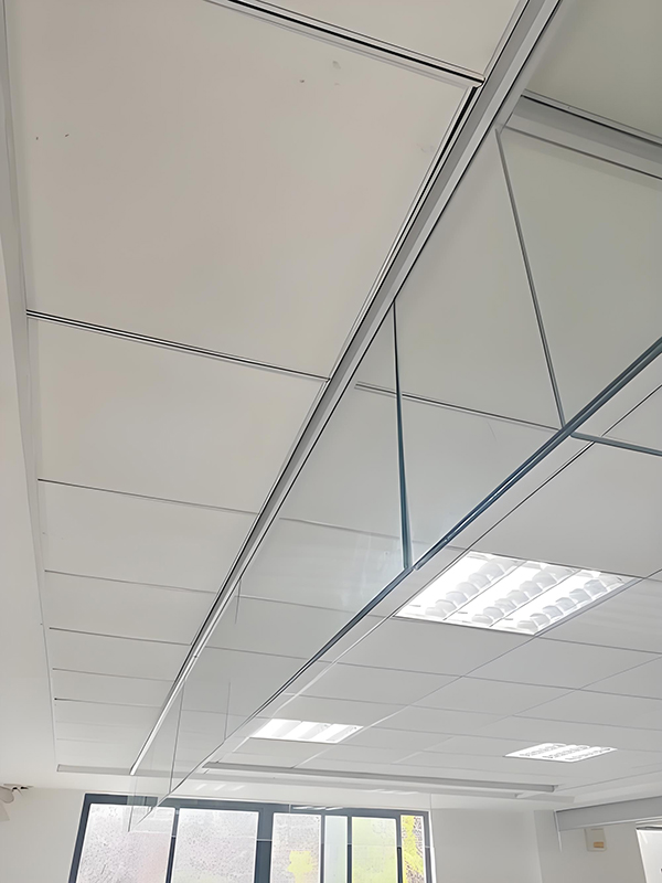 丹凤玻璃丹凤挡烟垂壁