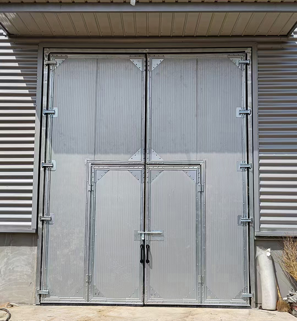 丹凤工业平开门