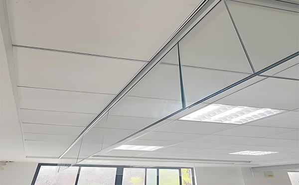 丹凤玻璃挡烟垂壁