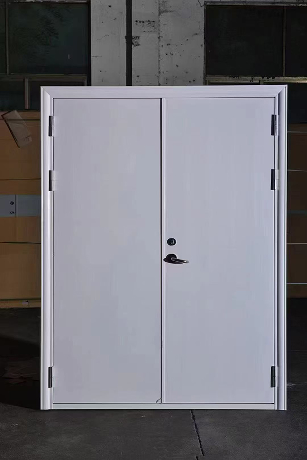 酒店项目完成公共区域丹凤防火门布设 酒店项目完成公共区域丹凤防火门布设